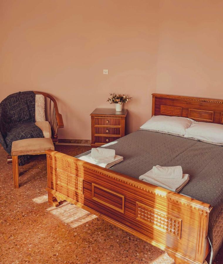 Maria'S Apartment In Old Town เอียราเปตรา ภายนอก รูปภาพ